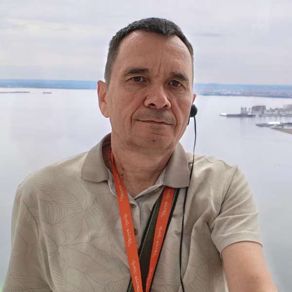 Олег Вавилов
