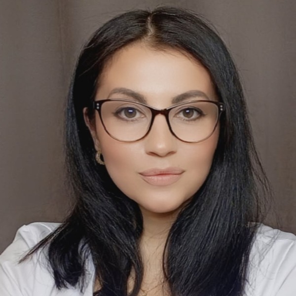 Елена Артуровна М.